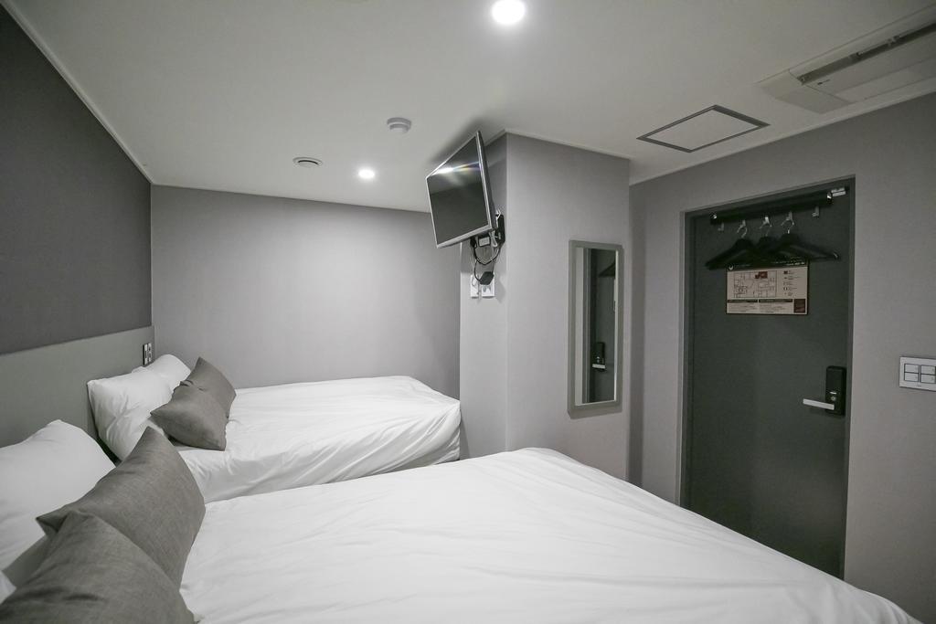 Philstay Myeongdong Station Seul Exterior foto
