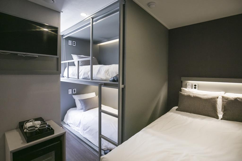 Philstay Myeongdong Station Seul Exterior foto